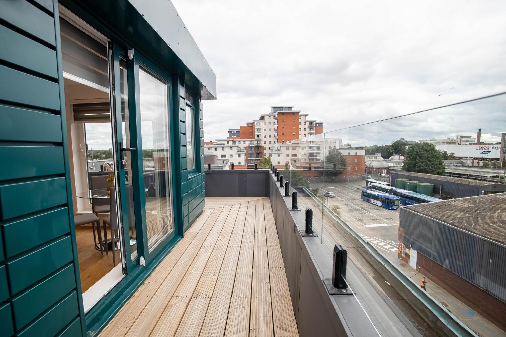 Deluxe Chic 1 2 Bed Apts Near Heathrow Legoland Windsor Slough Villa Luaran gambar